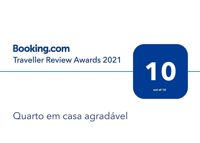 Um Quarto Em Casa Agradavel